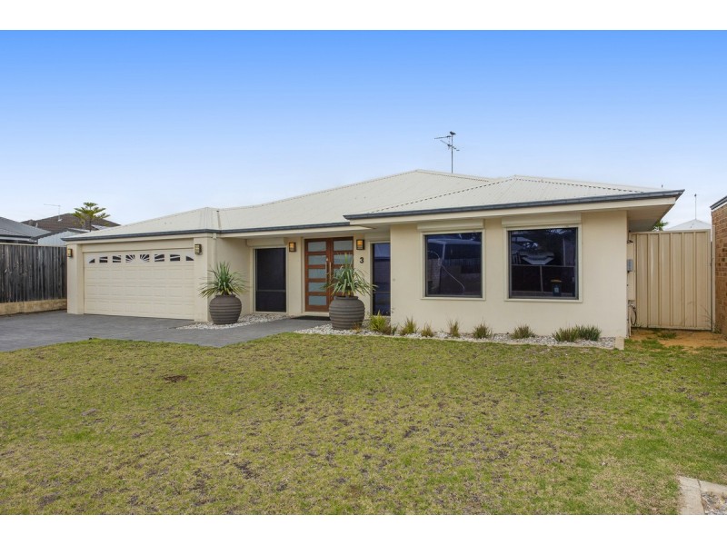 3 Lutea Road, Halls Head WA 6210