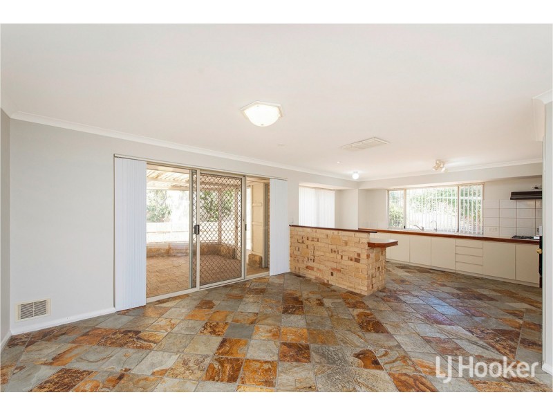 13 Amulla Court, Halls Head WA 6210