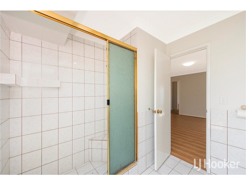 13 Amulla Court, Halls Head WA 6210