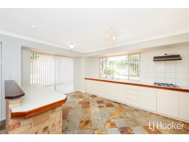 13 Amulla Court, Halls Head WA 6210