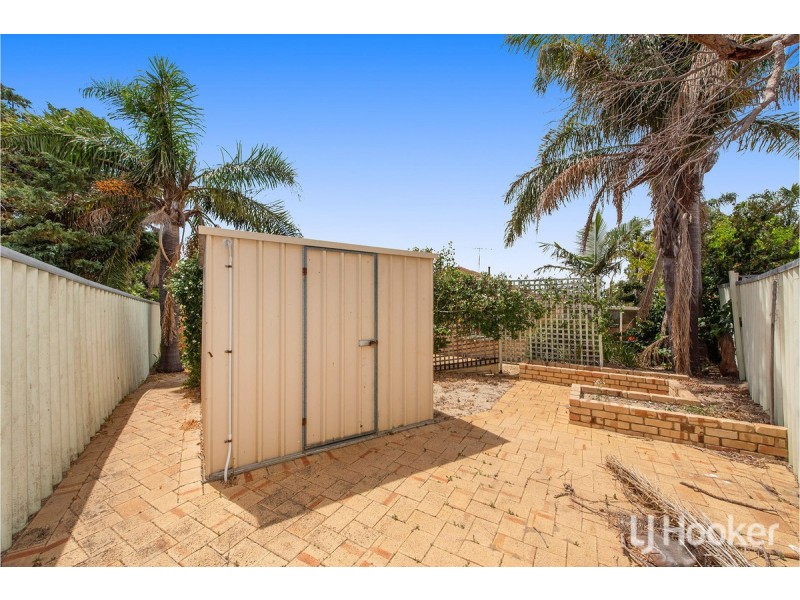 13 Amulla Court, Halls Head WA 6210