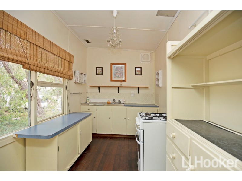 4 Durham Crescent, Dawesville WA 6211