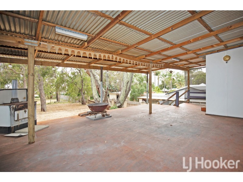 4 Durham Crescent, Dawesville WA 6211