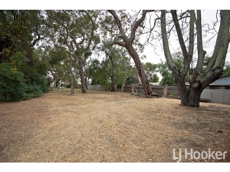 4 Durham Crescent, Dawesville WA 6211