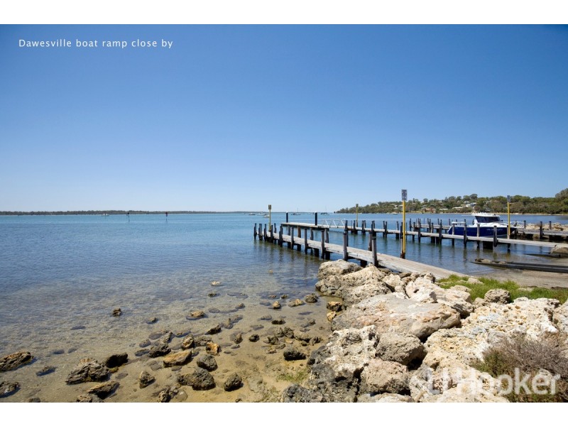 4 Durham Crescent, Dawesville WA 6211