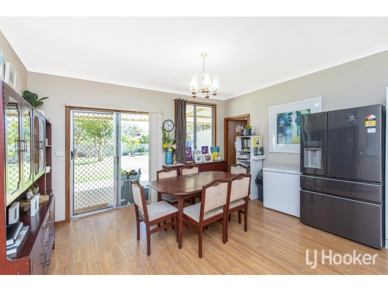 5 Brooking Road, Coodanup WA 6210