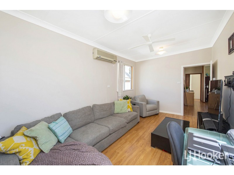 5 Brooking Road, Coodanup WA 6210