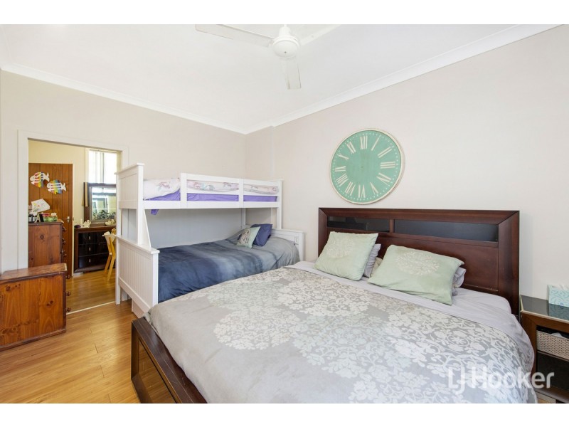 5 Brooking Road, Coodanup WA 6210