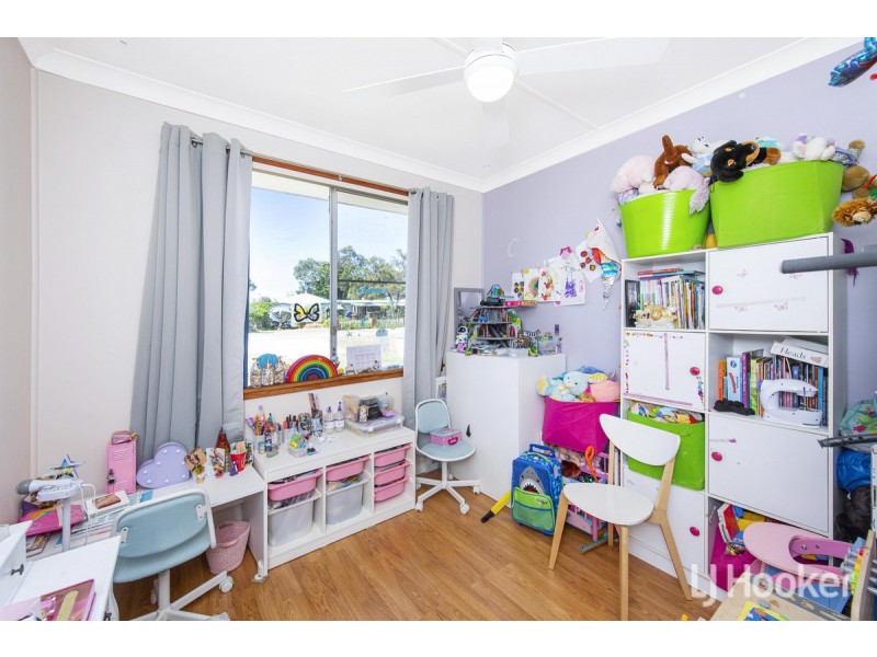 5 Brooking Road, Coodanup WA 6210