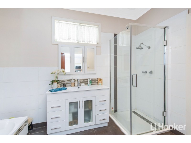 5 Brooking Road, Coodanup WA 6210