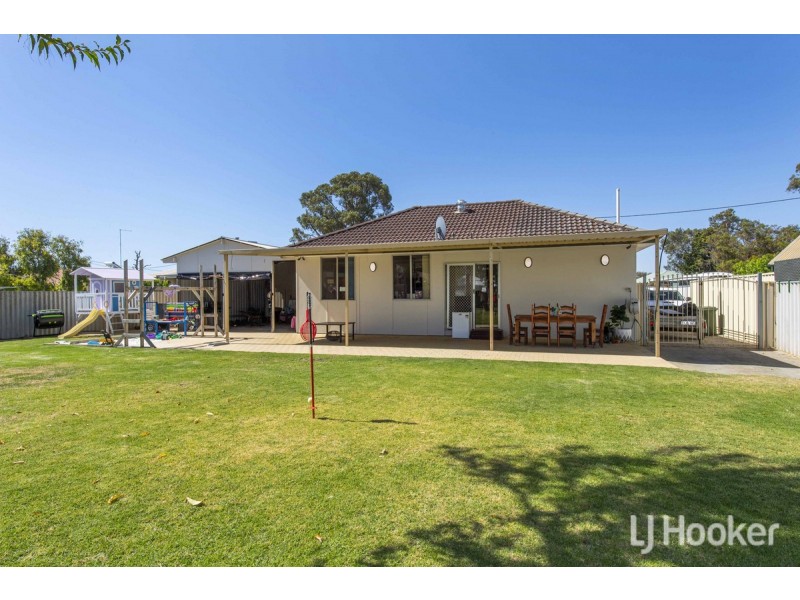 5 Brooking Road, Coodanup WA 6210