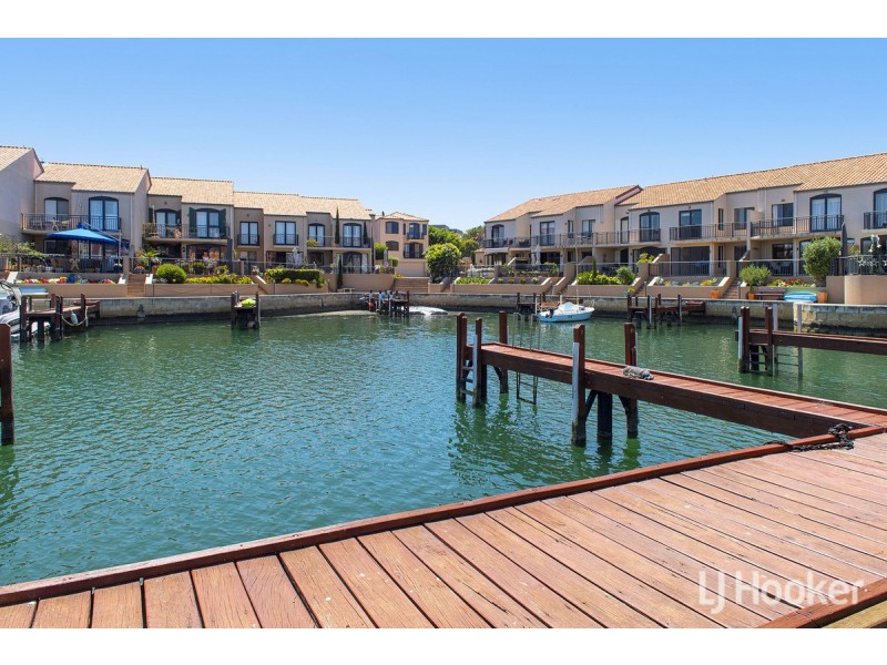 7/69 Westview Parade, Wannanup WA 6210