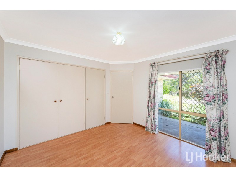 1/16 Mippi Road, Halls Head WA 6210