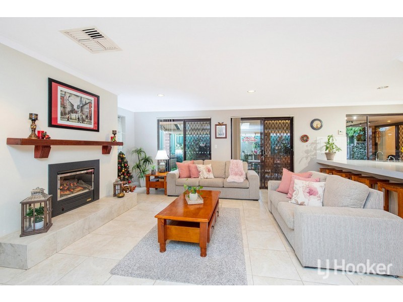 34 Sievewright Street, Silver Sands WA 6210