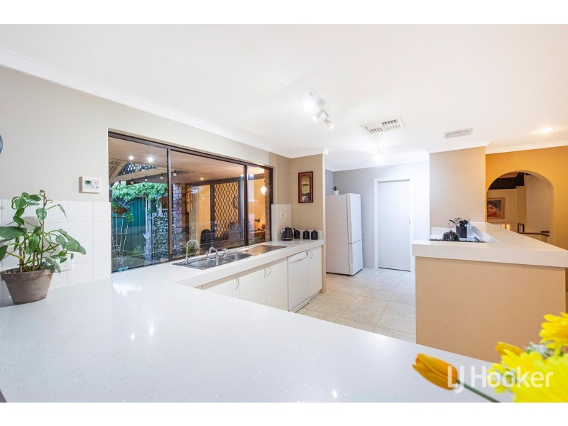 34 Sievewright Street, Silver Sands WA 6210