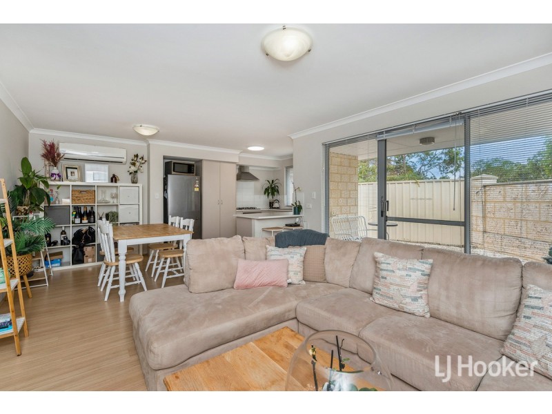 56 Leisure Way, Halls Head WA 6210