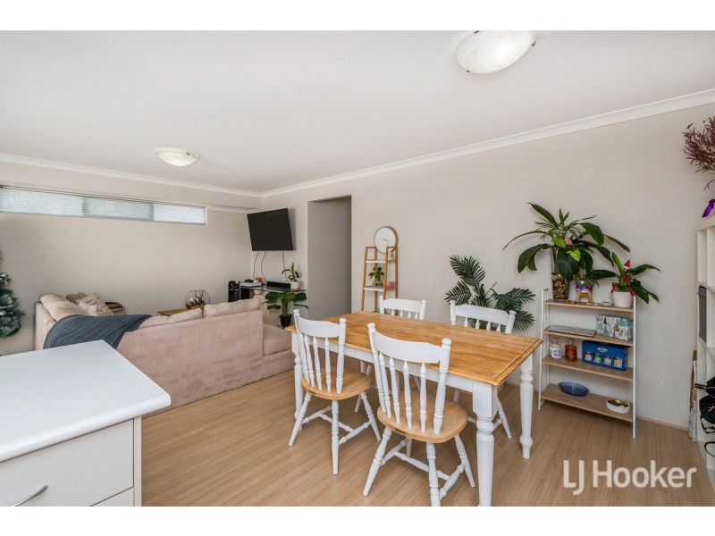 56 Leisure Way, Halls Head WA 6210