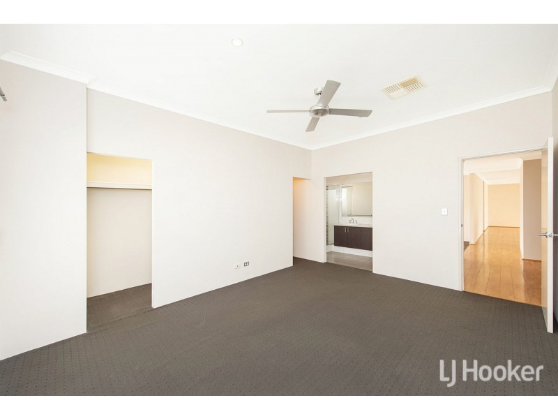 6 Honeydew Trail, Wannanup WA 6210