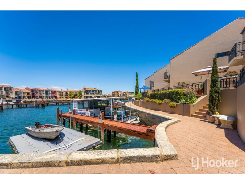 8/69 Westview Parade, Wannanup WA 6210