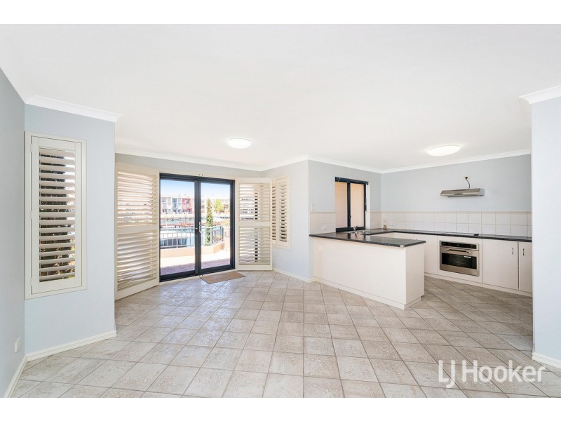 8/69 Westview Parade, Wannanup WA 6210