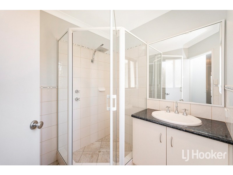 8/69 Westview Parade, Wannanup WA 6210