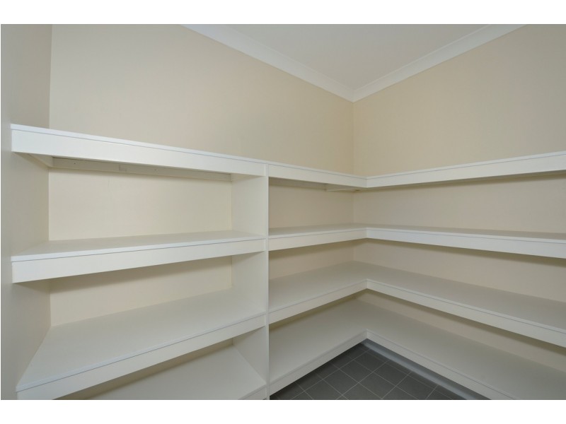 16 Azelia Approach, Madora Bay WA 6210