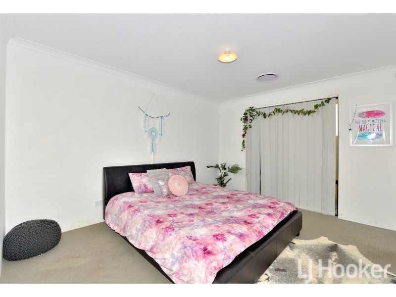 11 Lockhart Street, Coodanup WA 6210