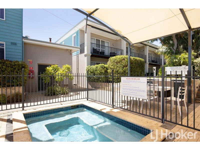 40/20 Apollo Place, Halls Head WA 6210