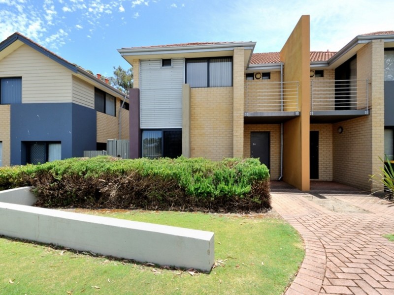 24/1 Mariners Cove Drive, Dudley Park WA 6210