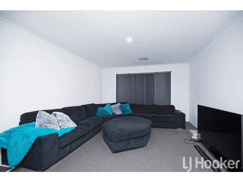 6 Delphis Way, Wannanup WA 6210