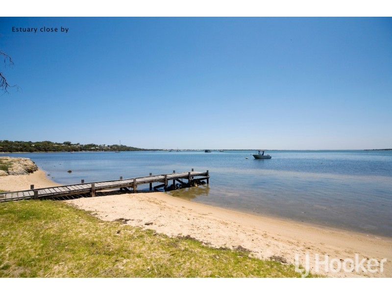 6 Delphis Way, Wannanup WA 6210