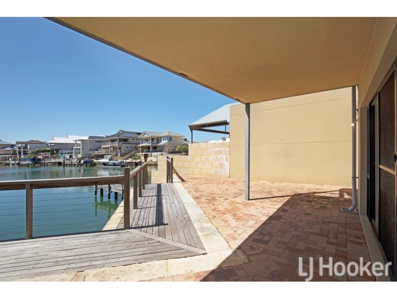 5/3 Piccolo Place, Halls Head WA 6210