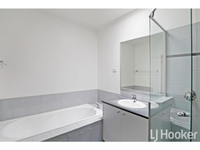 5/3 Piccolo Place, Halls Head WA 6210