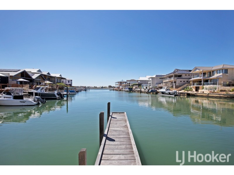 5/3 Piccolo Place, Halls Head WA 6210