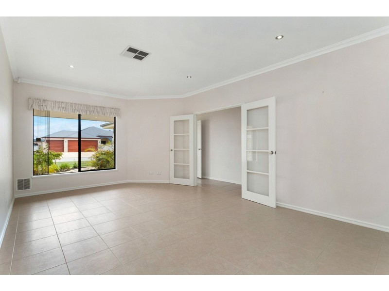 58 Lord Hobart Drive, Madora Bay WA 6210