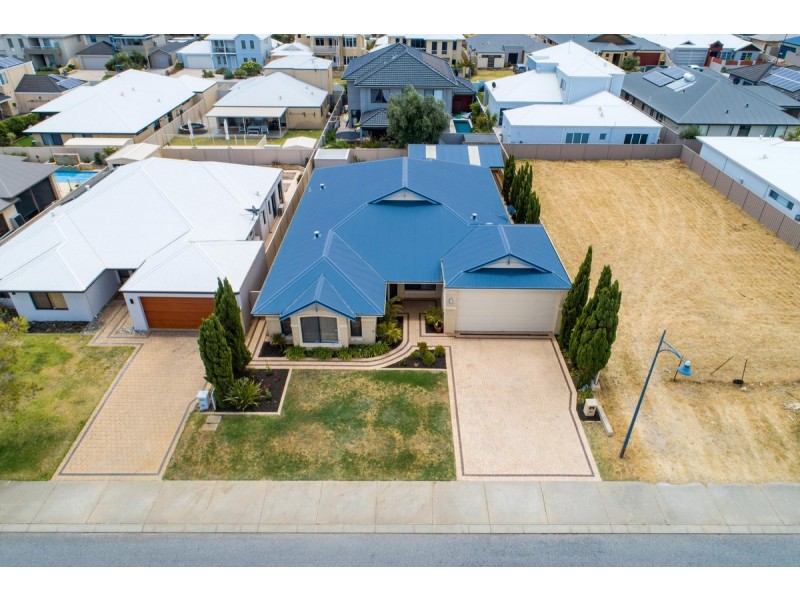 58 Lord Hobart Drive, Madora Bay WA 6210