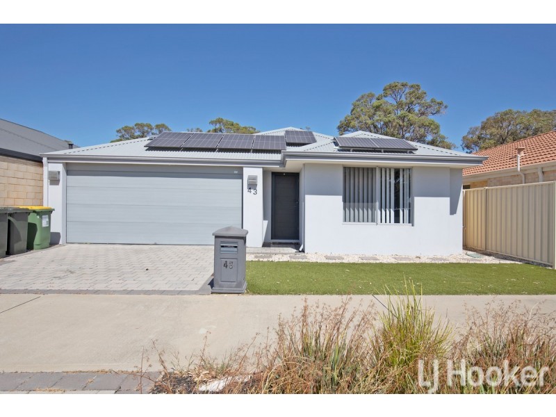 43 Warburton Trail, Lakelands WA 6180