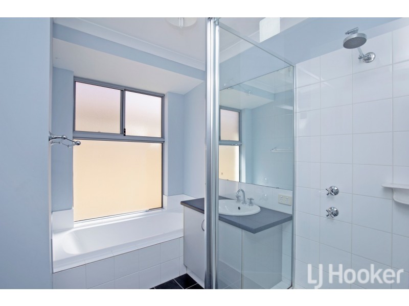 43 Warburton Trail, Lakelands WA 6180