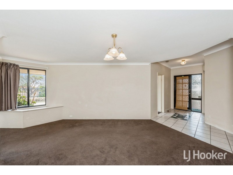 20 Batavia Avenue, Wannanup WA 6210