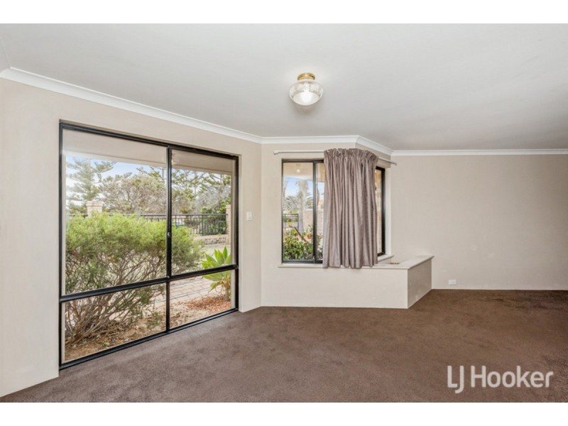 20 Batavia Avenue, Wannanup WA 6210