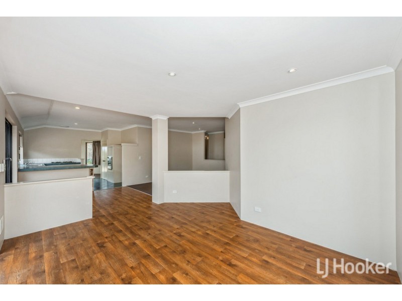 20 Batavia Avenue, Wannanup WA 6210