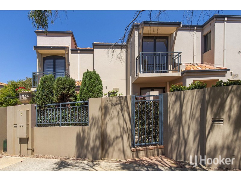 7/69 Westview Parade, Wannanup WA 6210