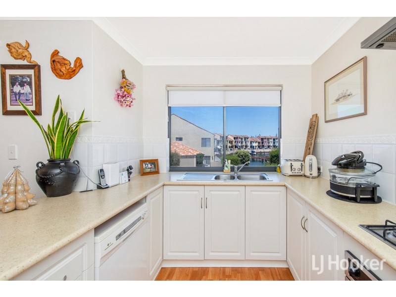 7/69 Westview Parade, Wannanup WA 6210