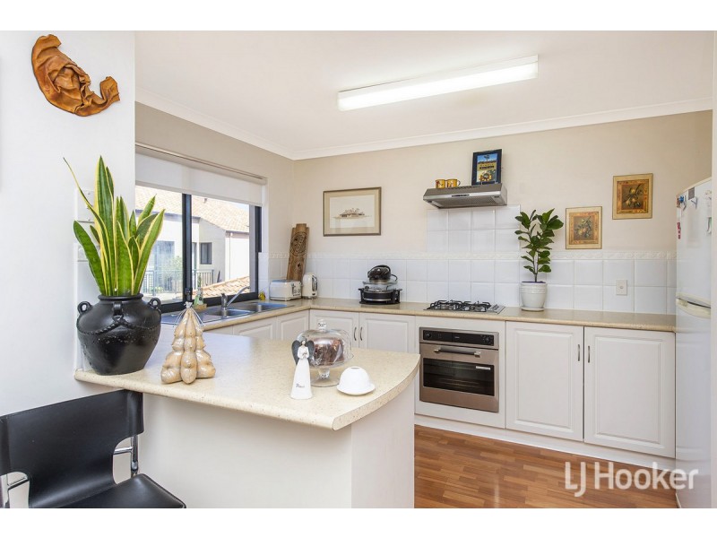 7/69 Westview Parade, Wannanup WA 6210