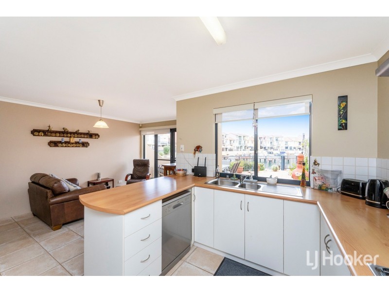 9/69 Westview Parade, Wannanup WA 6210