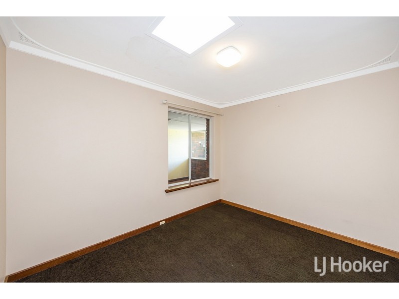 7 Coventry Road, Shoalwater WA 6169