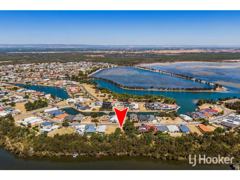 26 Batavia Quays, South Yunderup WA 6208