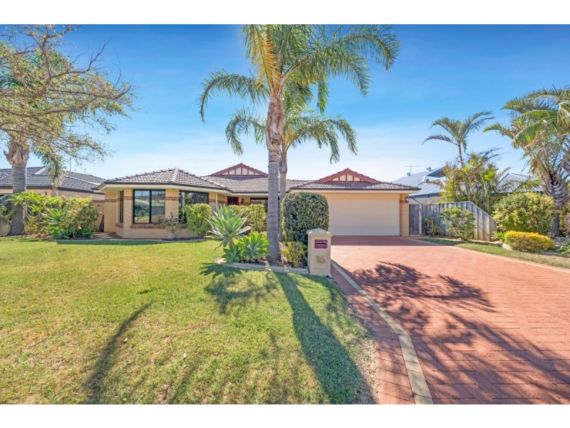 16 Seaforth Drive, Halls Head WA 6210