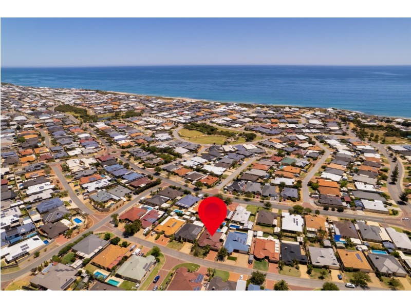 16 Seaforth Drive, Halls Head WA 6210