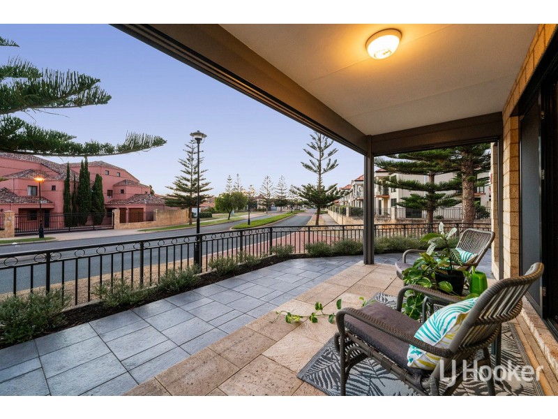 10 Westview Parade, Wannanup WA 6210